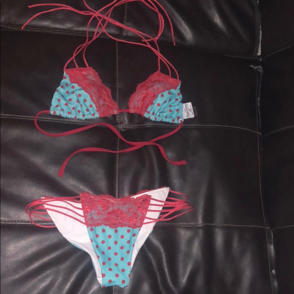Size medium beach bunny bikini